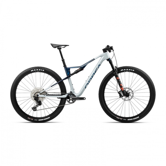 VTT Orbea OIZ M30 Halo Silver - Blue Carbon View 2025 VTT Orbea OIZ M30 Halo Silver - Blue Carbon View 2025