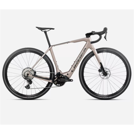 DENNA M30 + COMPUTER EN SPATBORDEN 